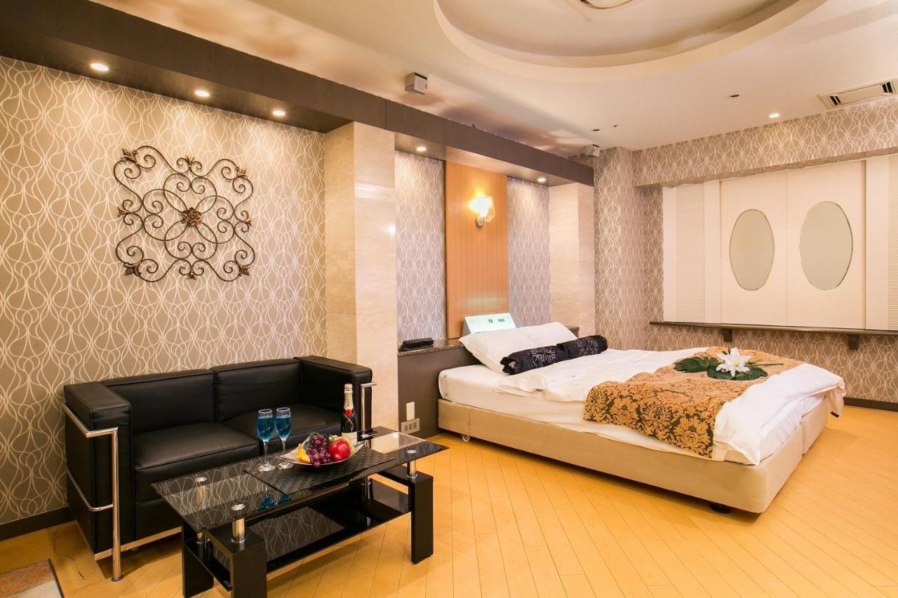 Hotel Axis -アクシス- (Adults Only) Ōsaka Eksteriør bilde