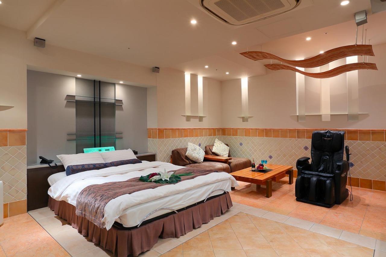 Hotel Axis -アクシス- (Adults Only) Ōsaka Eksteriør bilde