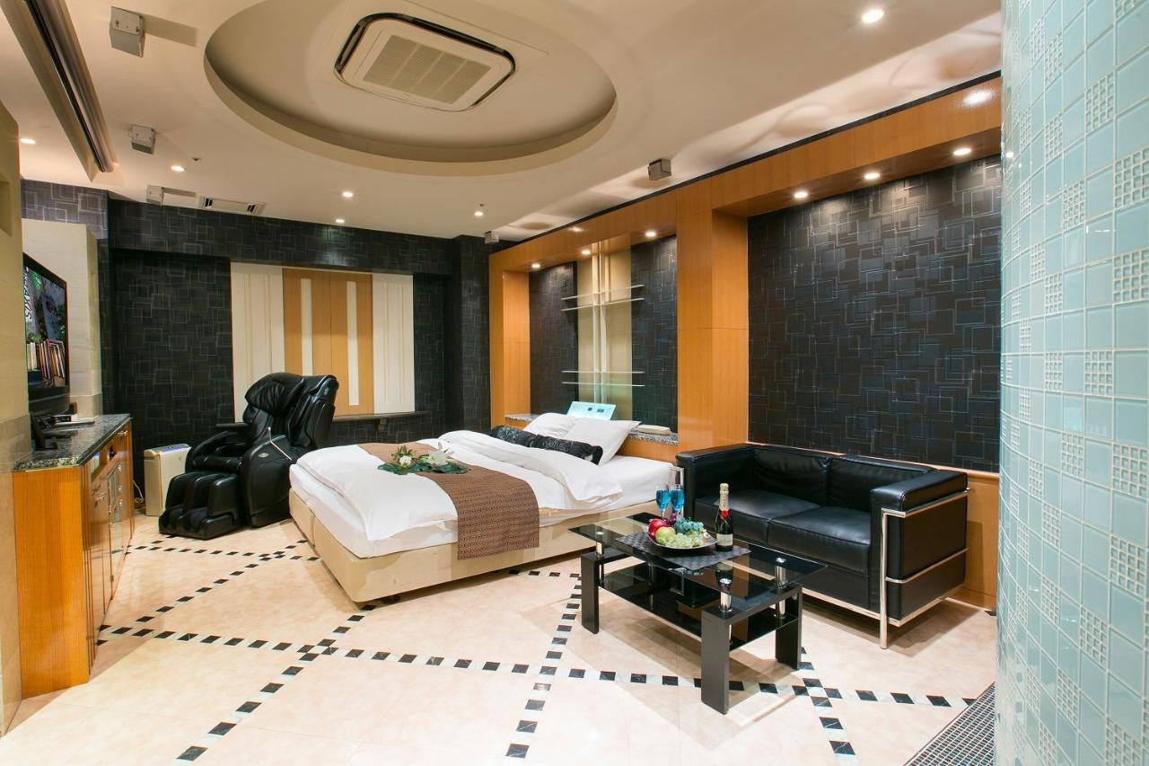Hotel Axis -アクシス- (Adults Only) Ōsaka Eksteriør bilde