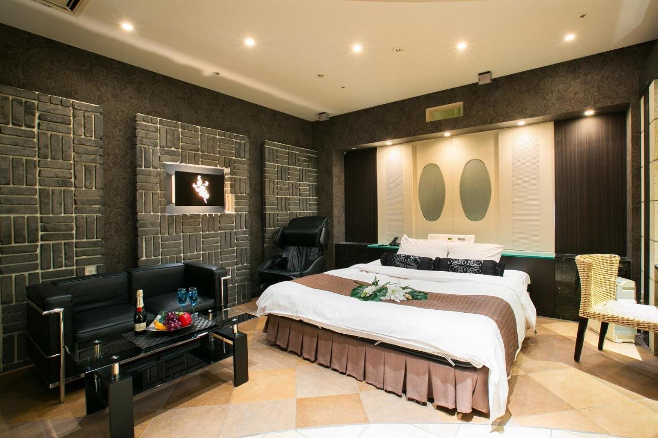Hotel Axis -アクシス- (Adults Only) Ōsaka Eksteriør bilde