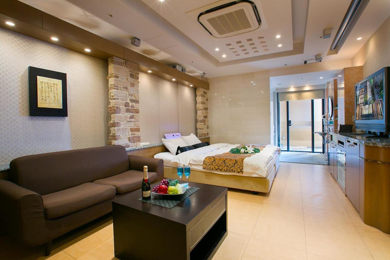 Hotel Axis -アクシス- (Adults Only) Ōsaka Eksteriør bilde