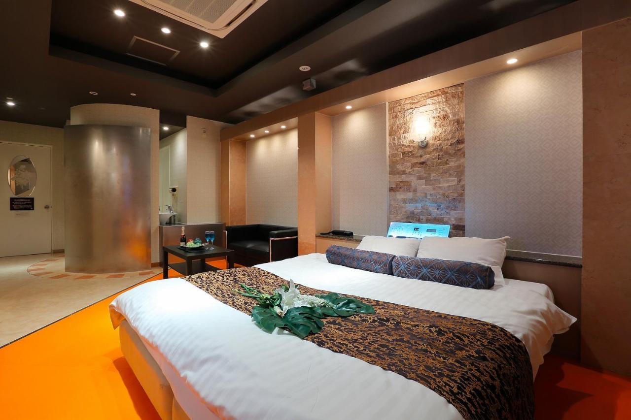 Hotel Axis -アクシス- (Adults Only) Ōsaka Eksteriør bilde