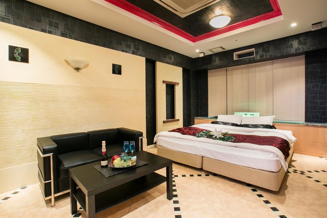 Hotel Axis -アクシス- (Adults Only) Ōsaka Eksteriør bilde