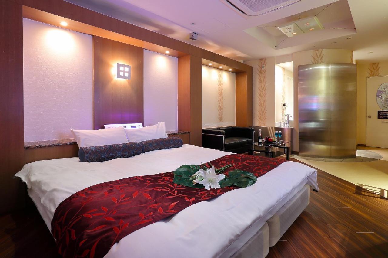 Hotel Axis -アクシス- (Adults Only) Ōsaka Eksteriør bilde