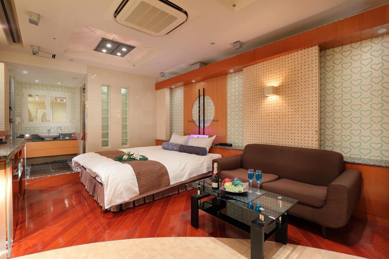 Hotel Axis -アクシス- (Adults Only) Ōsaka Eksteriør bilde