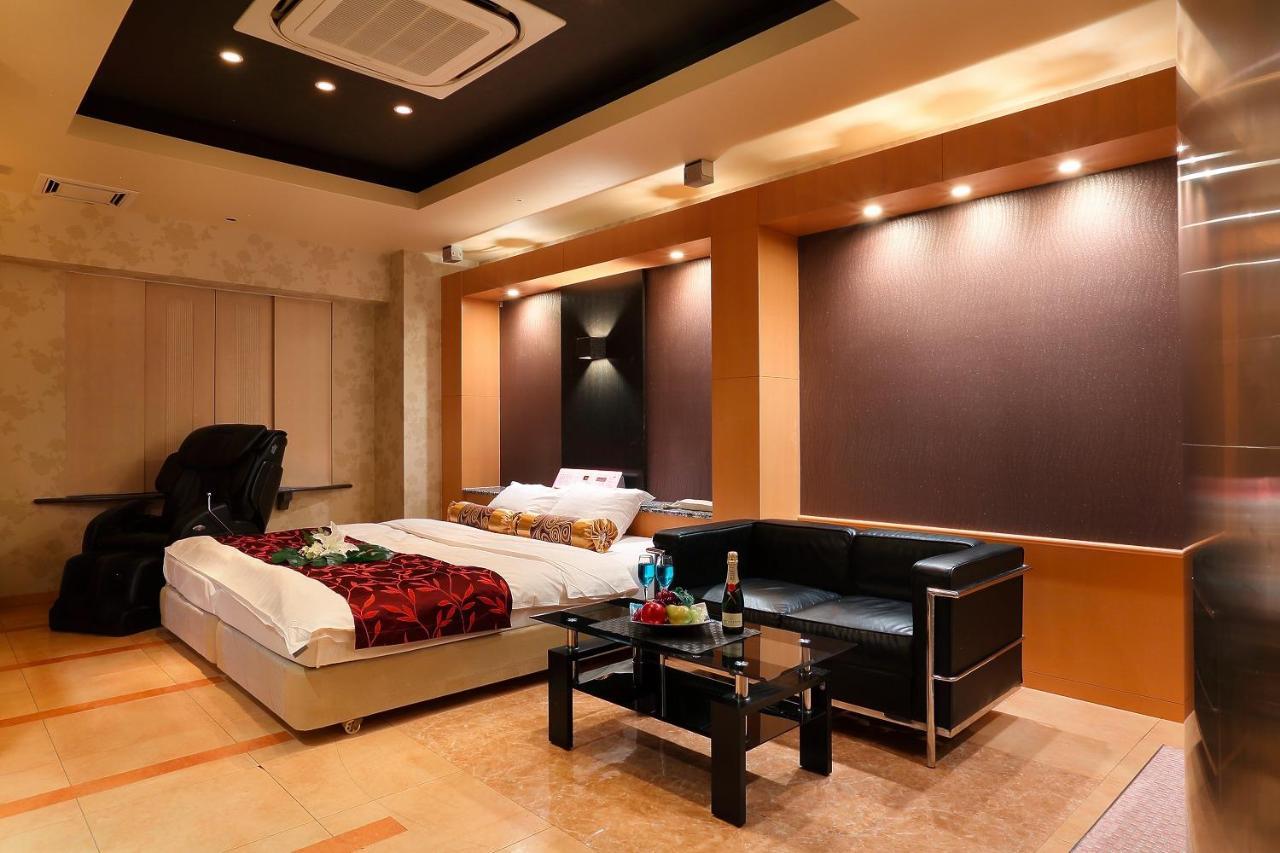Hotel Axis -アクシス- (Adults Only) Ōsaka Eksteriør bilde